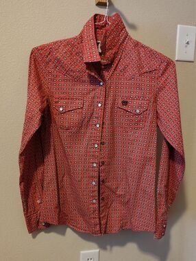 Cinch Women's Orange Geometric Print Button-Up Shirt